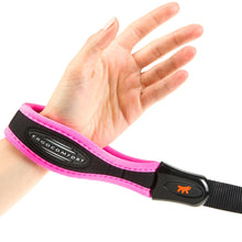 Load image into Gallery viewer, ERGOFLUO G Ergonomic lead for dogs. Soft padding handle.