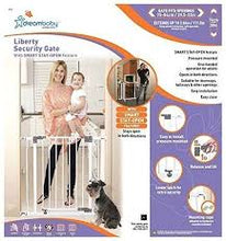 Load image into Gallery viewer, Dreambaby Liberty Security Gate w/ Stay Open Feature 74-81cm.  can be fitted with extra extensions for a wider opening