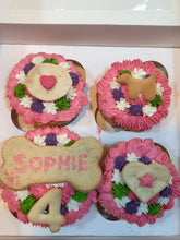 Load image into Gallery viewer, Wendy's Box of 4 Frosted  Cupcakes for Dogs
