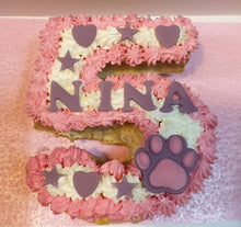 Load image into Gallery viewer, Wendy&#39;s Frosted Number 5 shape Cake for Dogs &amp; Cats - Personalised
