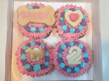 Load image into Gallery viewer, Wendy's Box of 4 Frosted  Cupcakes for Dogs