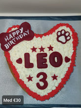 Load image into Gallery viewer, Wendy&#39;s Frosted Heart Shape Cake for Dogs &amp; Cats - Personalised
