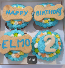 Load image into Gallery viewer, Wendy's Box of 4 Frosted  Cupcakes for Dogs