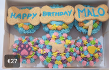 Load image into Gallery viewer, Wendy's Box of 6 Frosted  Cupcakes for Dogs