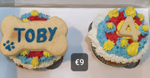 Load image into Gallery viewer, Wendy's Box of 2 Frosted  Cupcakes for Dogs