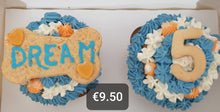 Load image into Gallery viewer, Wendy's Box of 2 Frosted  Cupcakes for Dogs