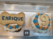Load image into Gallery viewer, Wendy's Box of 2 Frosted  Cupcakes for Dogs