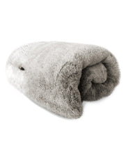 Load image into Gallery viewer, Milk & Pepper Velvet Opera Plaid Blanket