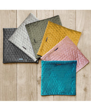Load image into Gallery viewer, Milk & Pepper Velvet Opera Plaid Blanket