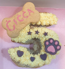 Load image into Gallery viewer, Wendy&#39;s Frosted Number 5 shape Cake for Dogs &amp; Cats - Personalised
