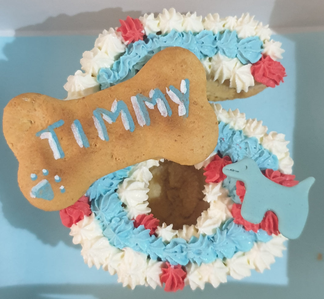 Wendy's Frosted Number 6 shape Cake for Dogs & Cats - Personalised