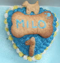 Load image into Gallery viewer, Wendy&#39;s Frosted Heart Shape Cake for Dogs &amp; Cats - Personalised
