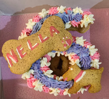 Load image into Gallery viewer, Wendy&#39;s Frosted Number 6 shape Cake for Dogs &amp; Cats - Personalised
