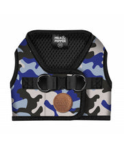 Load image into Gallery viewer, Milk &amp; Pepper Deck Blue Camo harness
