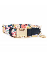 Load image into Gallery viewer, MILK AND PEPPER Flora Fleuri Fond Rose Collar and Leash
