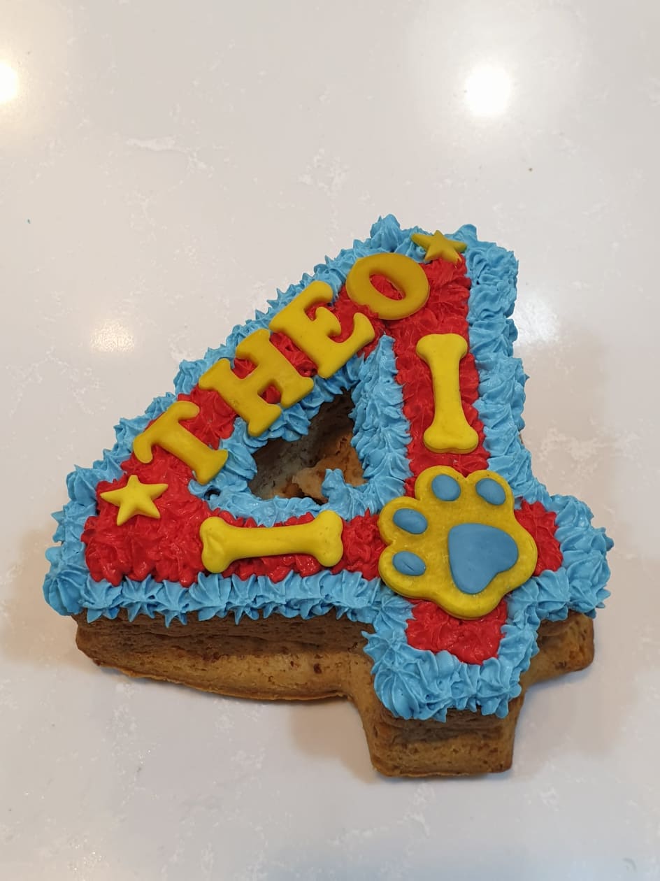 Wendy's Frosted Number 4 shape Cake for Dogs & Cats - Personalised